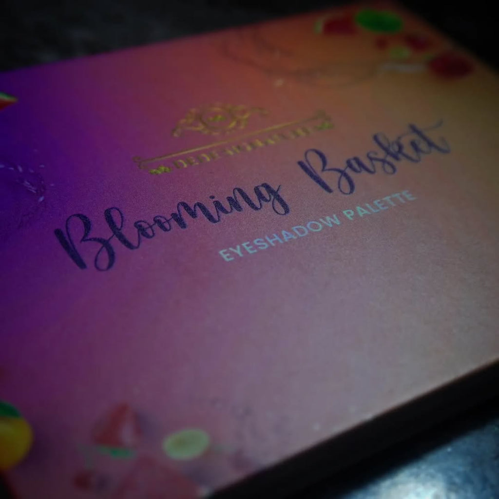 BLOOMING BASKET EYESHADOW PALETTE [NON MAGNETIC]