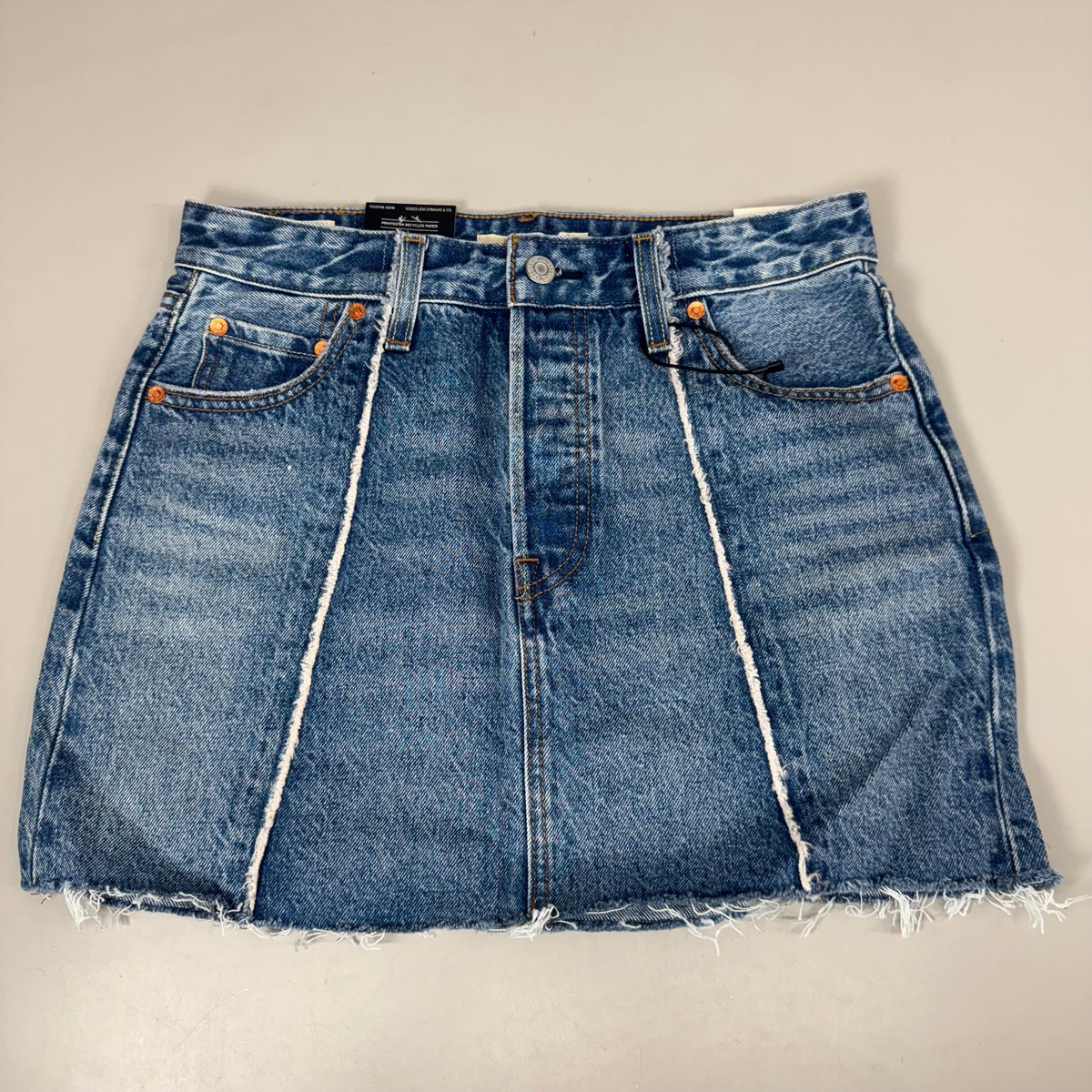 LEVIS Recrafted Icon Skirt Mid Rise Original Women's Sz 26 Novel Notion Med Wash