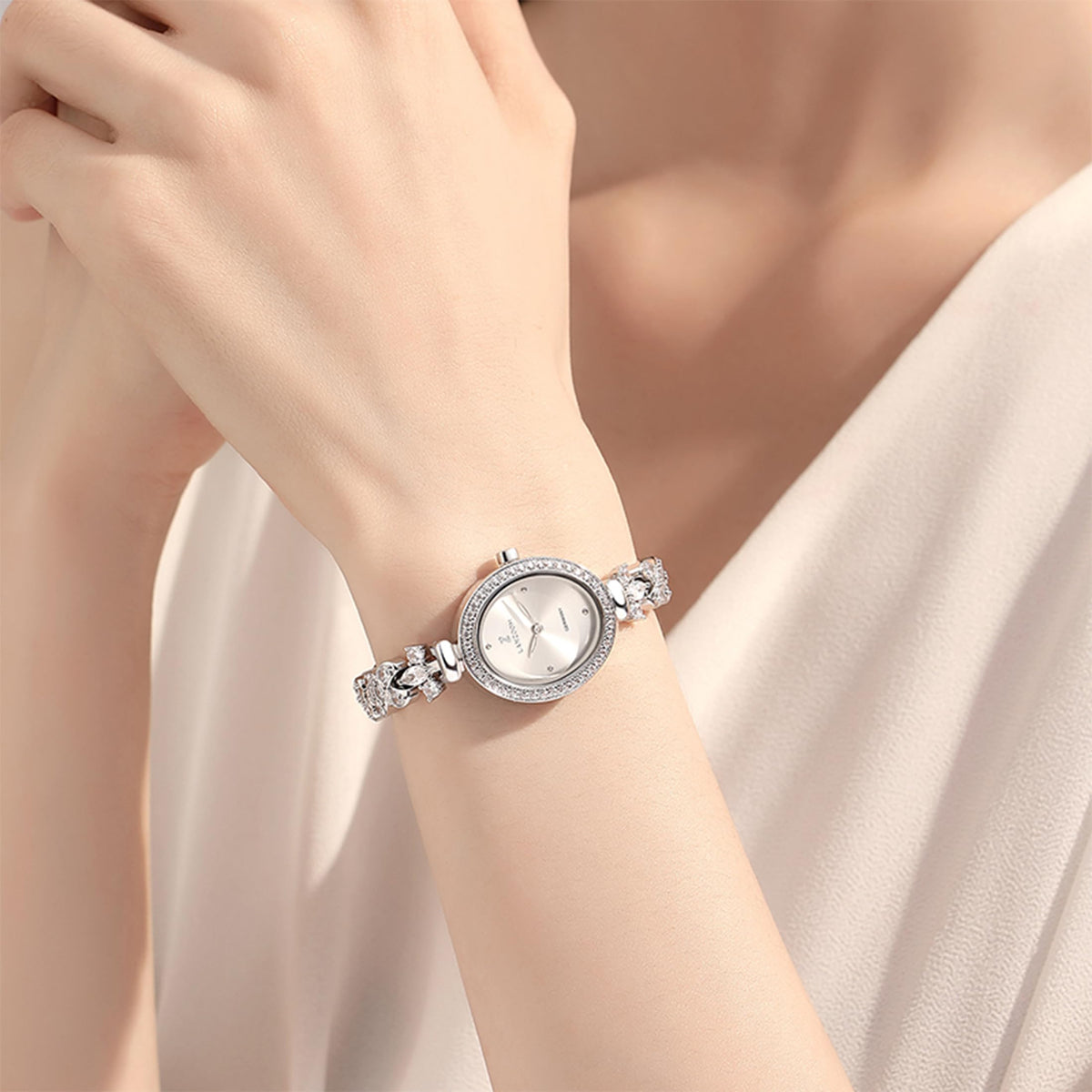 LANZOOM Retro Women's Quartz Watch - Stainless Steel case,Gold Filled, Ideal Gift for Holidays and Special Occasions.