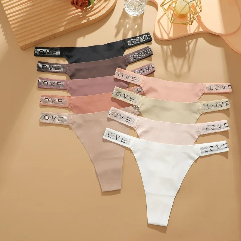Comfortable Low-Waist Thongs & Briefs for Women – 3-Piece Lingerie Set